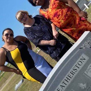 Meet your Posher, Louann